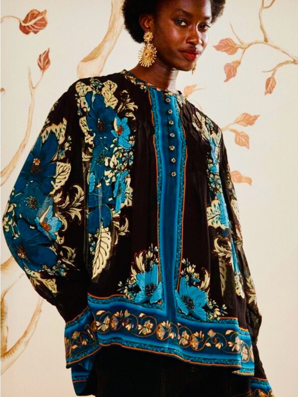 FARM Rio Blossom Tapestry Black Bee Smocked Blouse - Size Small - Brand new